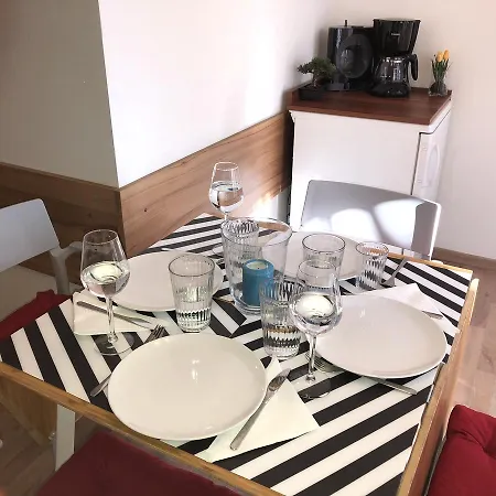 Διαμέρισμα Maximilian In Old Town *