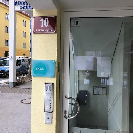 Maximilian In Old Town Ίνσμπρουκ