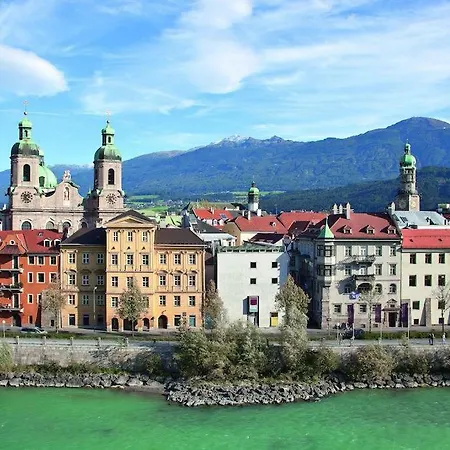 Maximilian In Old Town Διαμέρισμα