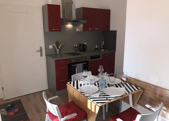 Maximilian In Old Town Innsbruck