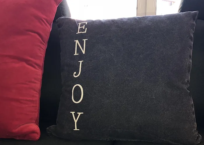 Maximilian In Old Town Innsbruck